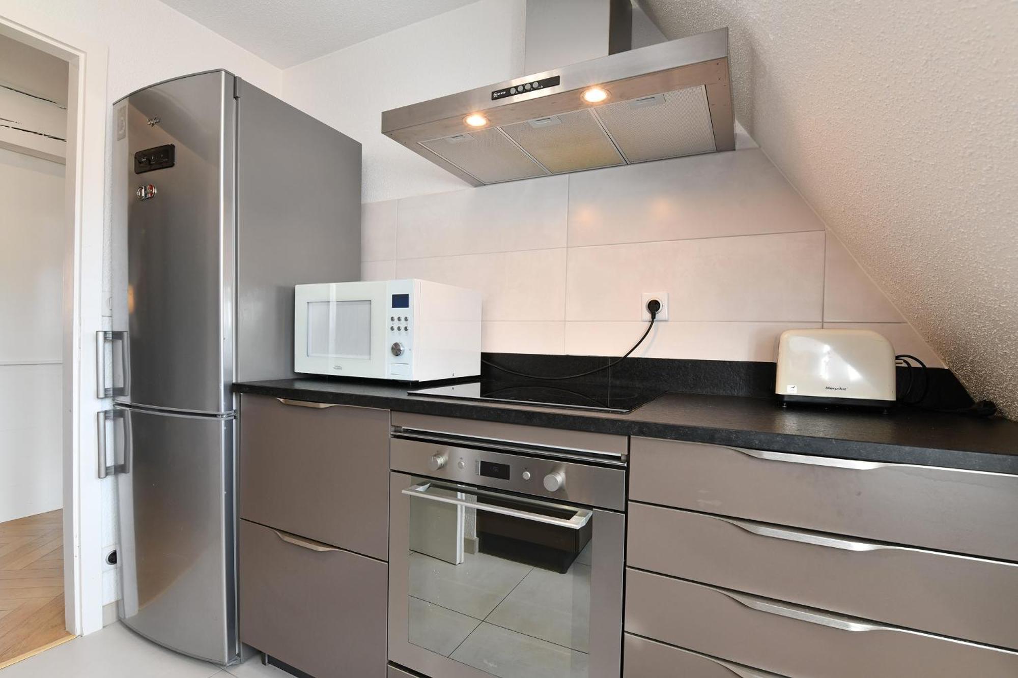 Romantique Appartement Fly Me To The Moon Colmar Exterior photo